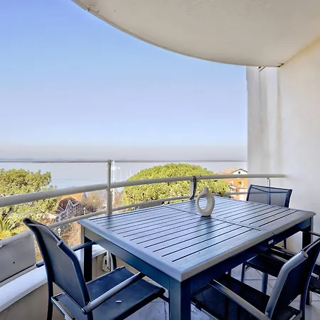 Apartment - T3 Avec Terrasse, Parking Et Wifi - Fr-1-433-131