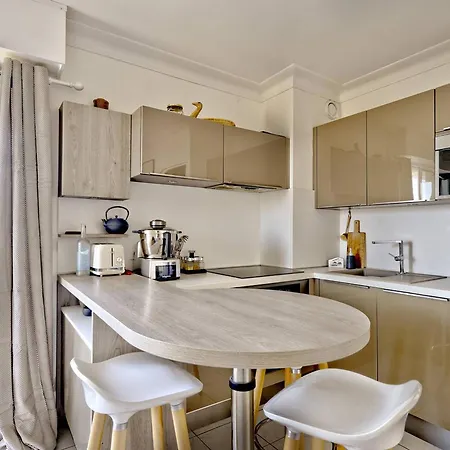 - T3 Avec Terrasse, Parking Et Wifi *